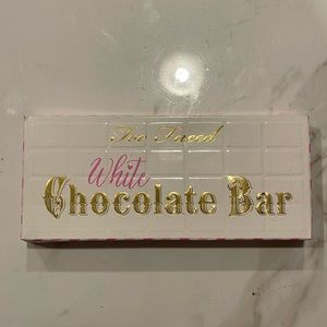 Too faced white chocolate bar
